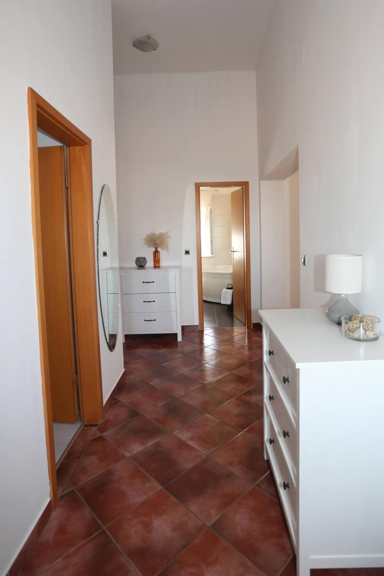 Apartman Debora Sa Privatnim Bazenom Пула Екстериор снимка